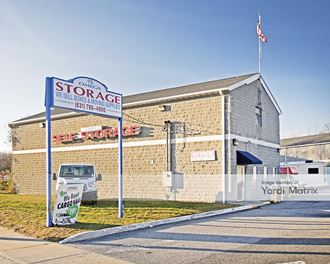Storage Units for Rent available at 185 Sunrise Hwy, Amityville, NY 11701