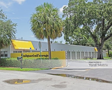 Storage Units for Rent available at 3090 Sheridan Street, Hollywood, FL 33021