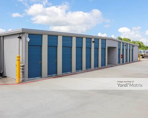 Storage Units for Rent available at 2900 North Alexander Drive, Baytown, TX 77521