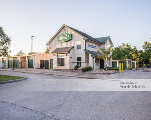 Storage Units for Rent available at 4013 Sprayberry Lane, Conroe, TX 77303