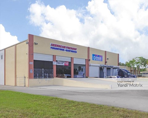 Storage Units for Rent available at 3600 North 29Th Avenue, Hollywood, FL 33020