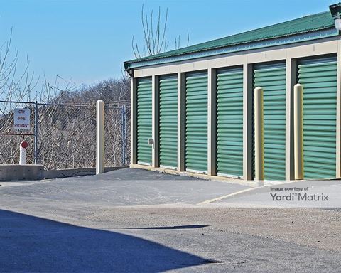 Storage Units for Rent available at 3555 Carol Park, House Springs, MO 63051