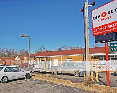 Storage Units for Rent available at 9651 St Charles Rock Road, St. Louis, MO 63114 Photo Gallery 1