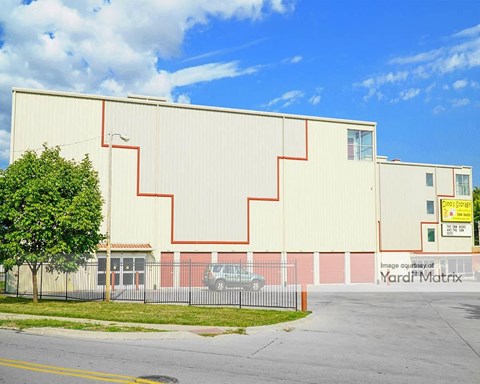 Storage Units for Rent available at 5328 Center Street, Omaha, NE 68106