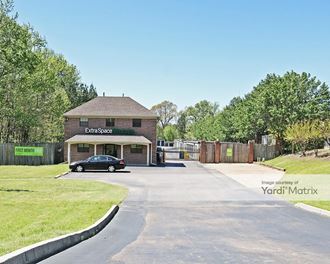 Storage Units for Rent available at 3175 North Germantown Road, Bartlett, TN 38133