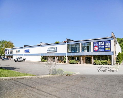 Storage Units for Rent available at 268 Cliffwood Avenue, Cliffwood, NJ 07721