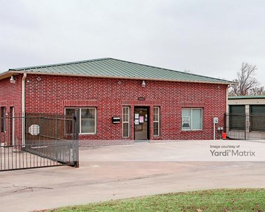 Storage Units for Rent available at 9208 NE 10Th Street, Midwest City, OK 73130 Photo Gallery 1