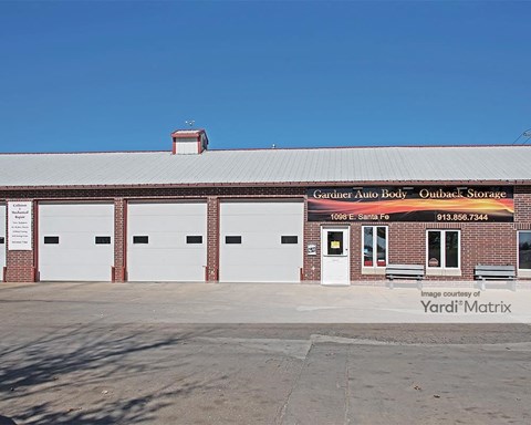 Storage Units for Rent available at 1098 East Santa Fe Street, Gardner, KS 66030