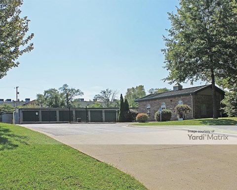 Storage Units for Rent available at 201 NE 85Th Terrace, Kansas City, MO 64155