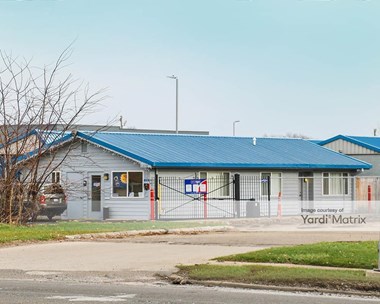Storage Units for Rent available at 13450 Merriman Road, Livonia, MI 48150