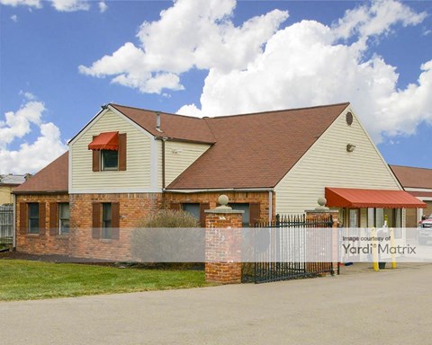 Storage Units for Rent available at 21650 Novi Road, Novi, MI 48375