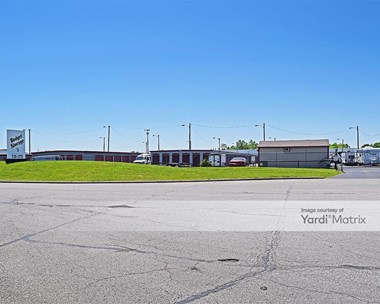 Storage Units for Rent available at 6805 Commerce Court Drive, Blacklick, OH 43004