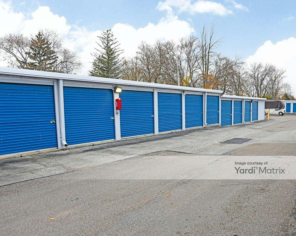 Armor Self Storage Storagetreasures Com