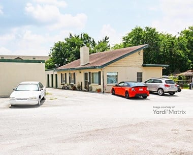 Storage Units for Rent available at 13600 North Interstate 35, Live Oak, TX 78233 - Photo Gallery 1