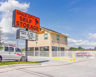 Storage Units for Rent available at 13123 Hiram Clarke Road, Houston, TX 77045 Photo Gallery 1