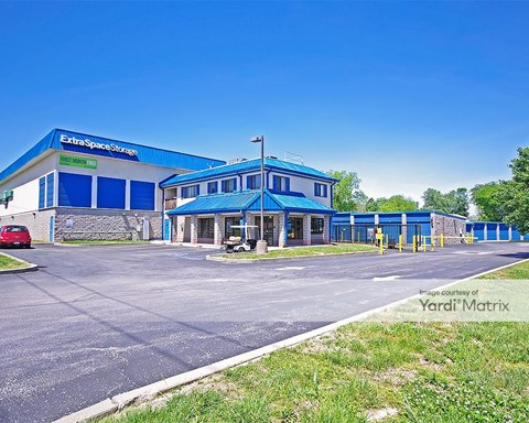 Storage Units for Rent available at 9825 Gravois Road, St. Louis, MO 63123