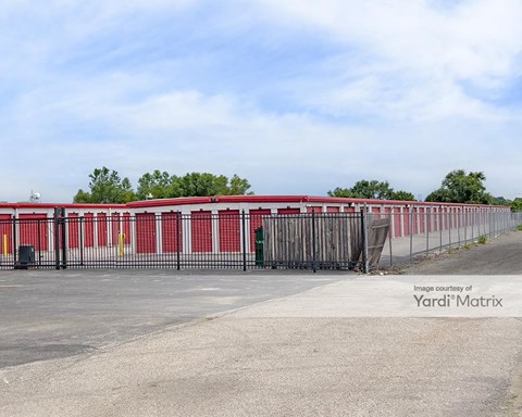 Storage Units for Rent available at 3715 Horseshoe Lake Road, Pontoon Beach, IL 62040