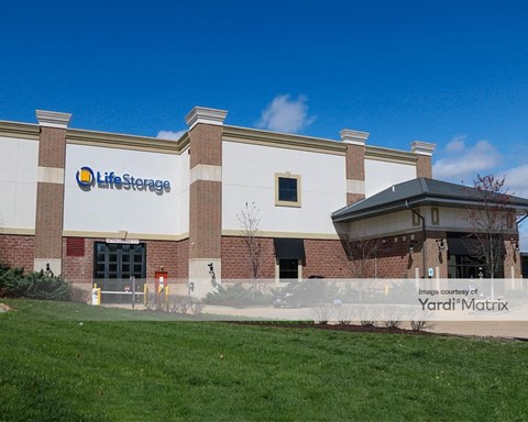 Storage Units for Rent available at 9715 Manchester Road, St. Louis, MO 63119