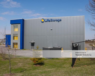 Storage Units for Rent available at 11433 Page Service Drive, St. Louis, MO 63146