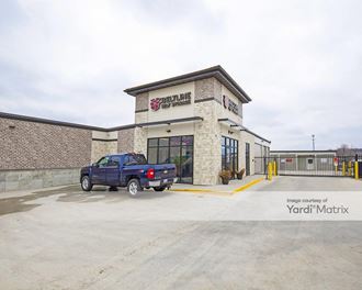 Storage Units for Rent available at 401 West Beltline Hwy, Madison, WI 53713