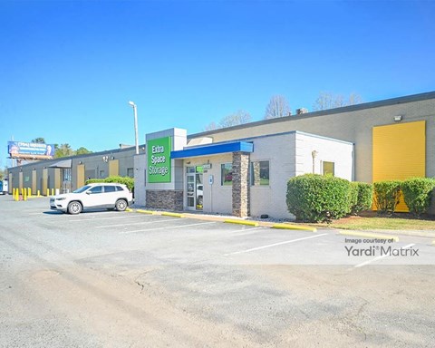 Storage Units for Rent available at 5800 Brookshire Blvd, Charlotte, NC 28216