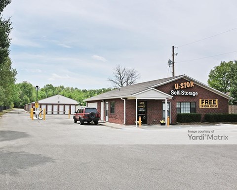 Storage Units for Rent available at 5515 Winchester, Memphis, TN 38115