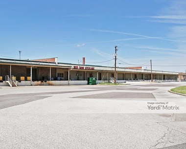 Storage Units for Rent available at 3442 Jackson Avenue, Memphis, TN 38122 Photo Gallery 1