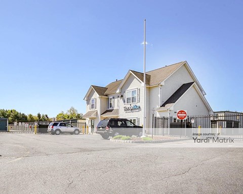 Storage Units for Rent available at 290 NJ 36, West Long Branch, NJ 07764