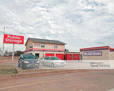 Storage Units for Rent available at 11120 North Pennsylvania Avenue, Oklahoma City, OK 73120 - Photo Gallery 1