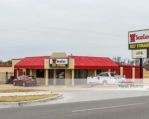 Storage Units for Rent available at 8600 Roxbury Blvd, Oklahoma City, OK 73132