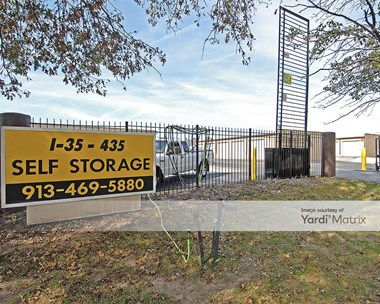 Storage Units for Rent available at 10750 Cottonwood Street, Lenexa, KS 66215 Photo Gallery 1