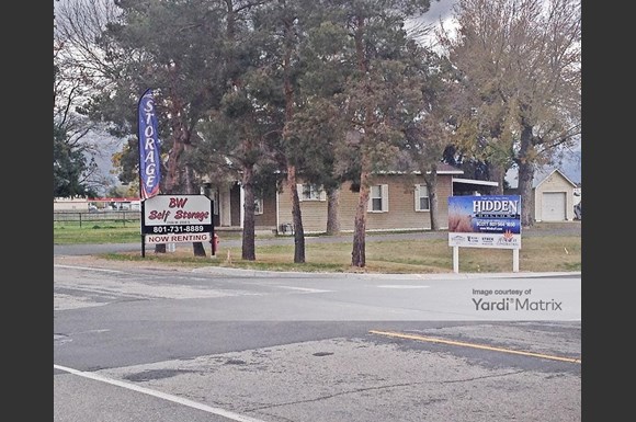 Self Storage Units In Layton From 38 At 631 West Gordon Ave Cubesmart