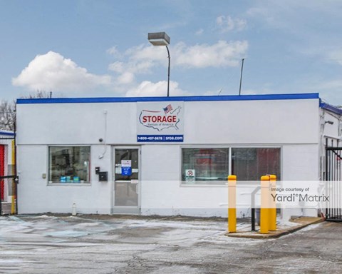 Storage Units for Rent available at 6535 Highland Road, Waterford, MI 48327