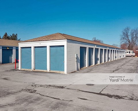 Storage Units for Rent available at 9610 Highland Road, White Lake, MI 48386