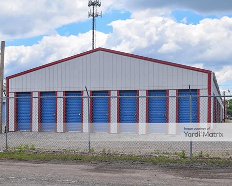 Storage Units for Rent available at 440 Industrial Pkwy, Heath, OH 43056