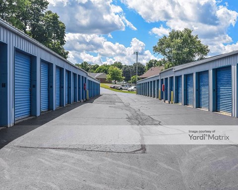 Storage Units for Rent available at 196 Brookhill Lane, Circleville, OH 43113