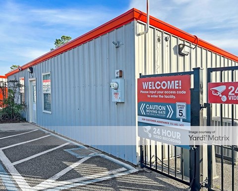 Storage Units for Rent available at 7400 SE Maricamp Road, Ocala, FL 34472