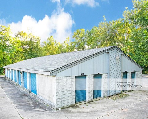 Storage Units for Rent available at 1640 Akron Peninsula Road, Akron, OH 44313