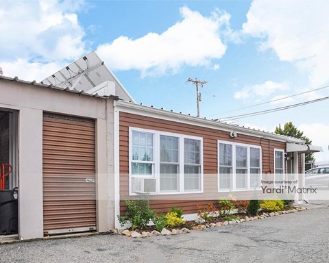 Storage Units for Rent available at 2185 Woodbury Avenue, Newington, NH 03801