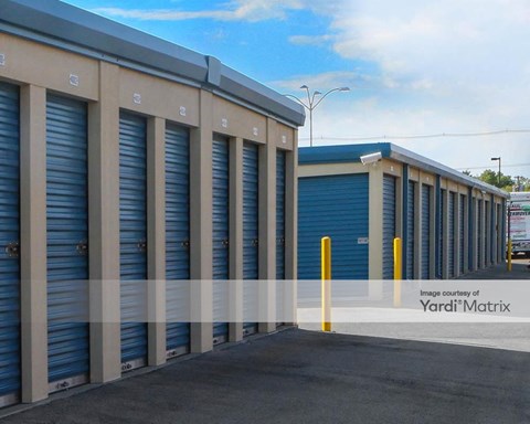 Storage Units for Rent available at 1823 East 53Rd Street, Anderson, IN 46013