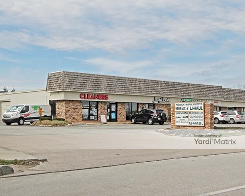 Storage Units for Rent available at 8270 North Michigan Road, Indianapolis, IN 46268