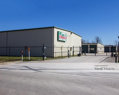 Storage Units for Rent available at 17000 Donwick Drive, Conroe, TX 77385 Photo Gallery 1