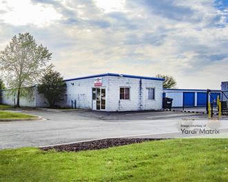 Storage Units for Rent available at 1960 Wiesbrook Road, Oswego, IL 60543