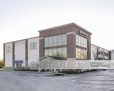 Storage Units for Rent available at 2301 West Algonquin Road, Algonquin, IL 60102