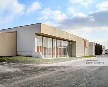 Storage Units for Rent available at 20909 Western Avenue, Chicago Heights, IL 60411