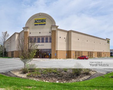 Storage Units for Rent available at 2480 Cleveland Avenue North, Roseville, MN 55113
