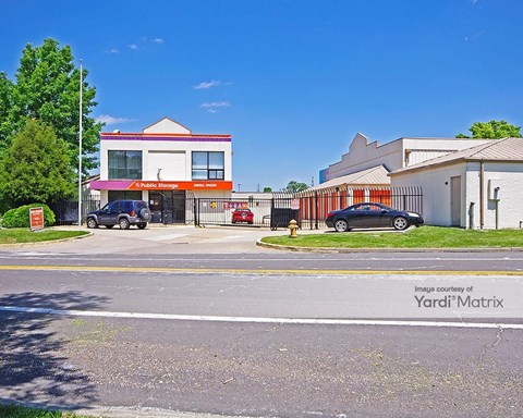 Storage Units for Rent available at 2211 Barrett Station Road, Ballwin, MO 63021