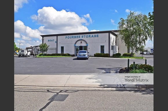 Heritage Oaks Garage Senior Apartments Garage Design Apartment Communities