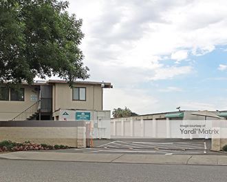 Storage Units for Rent available at 4910 East Anderson Avenue, Fresno, CA 93727