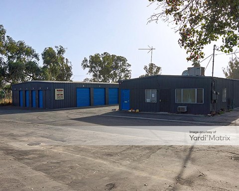 Storage Units for Rent available at 475 East 4Th Street, Hanford, CA 93230